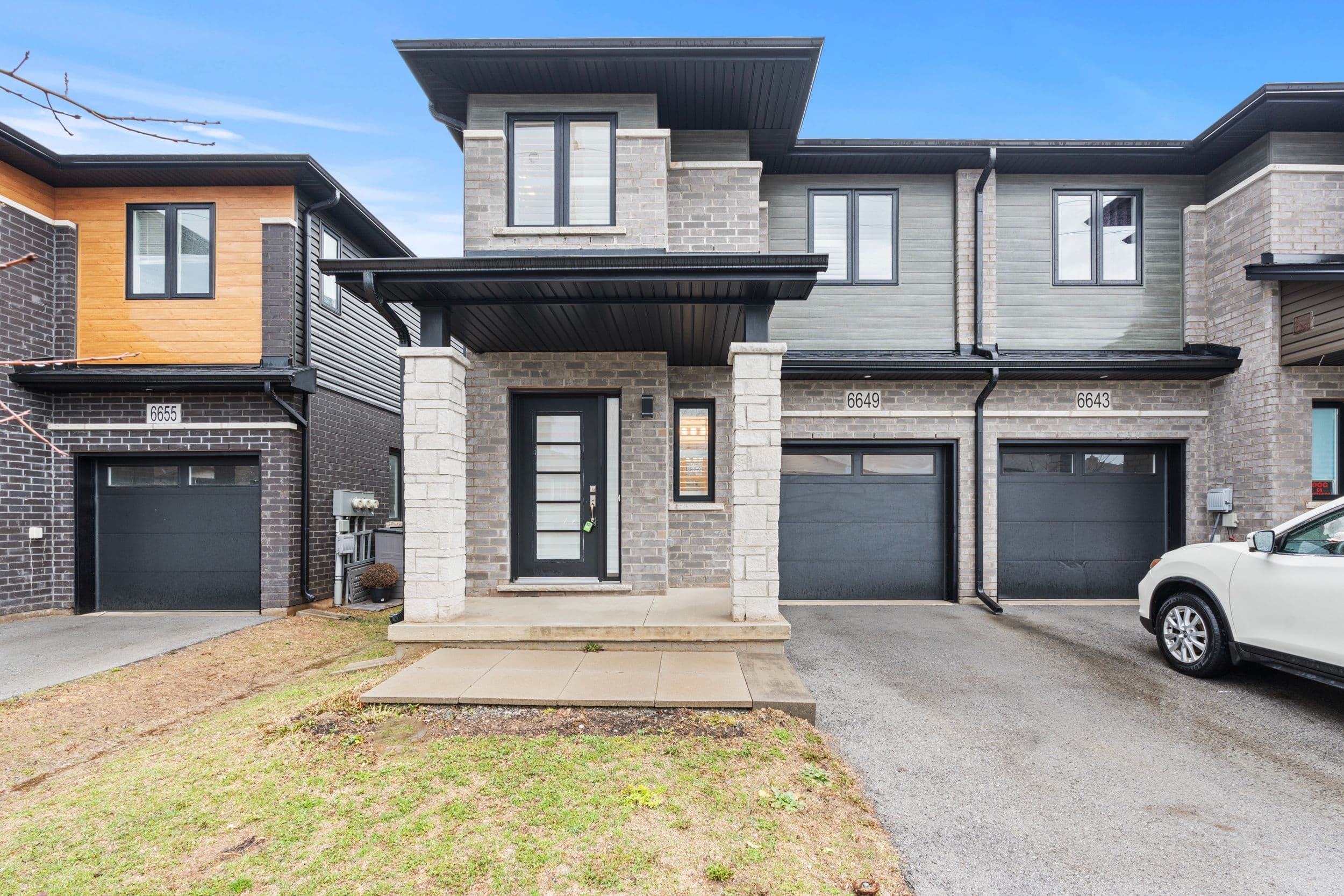 6649 Cropp Street, Niagara Falls, ON L2E 0B7