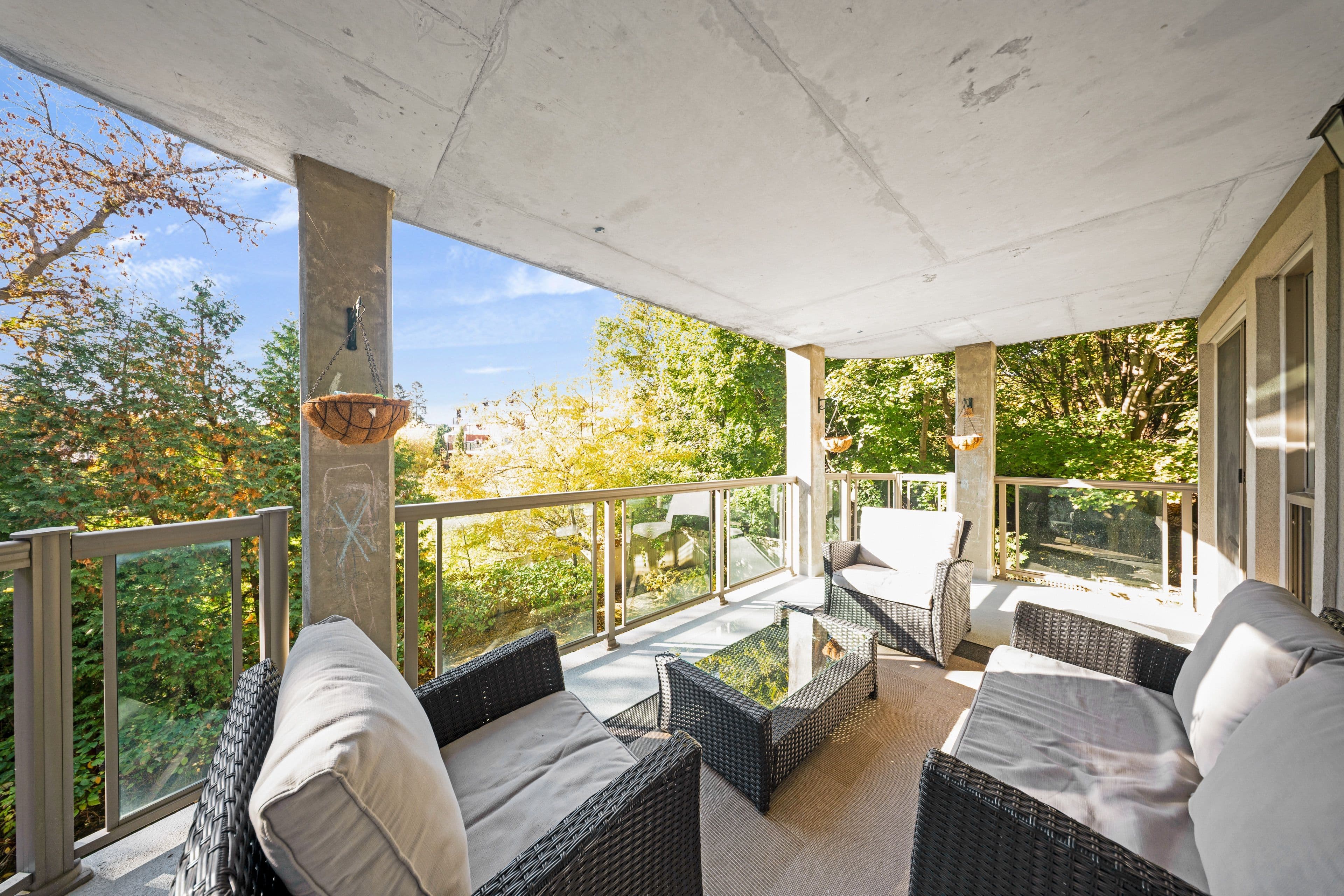 245 Pine Grove Road 107, Vaughan, ON L4L 2H7