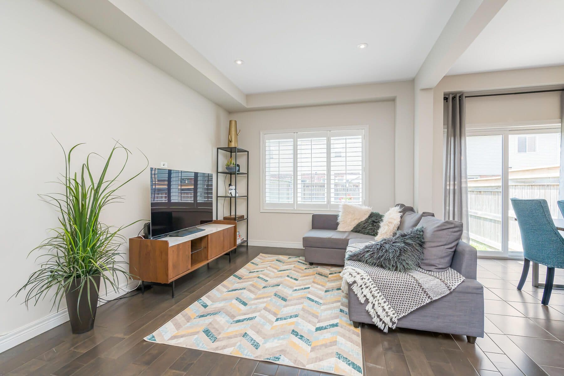 27 Hitching Post Ridge, Hamilton, ON L0R 1C0