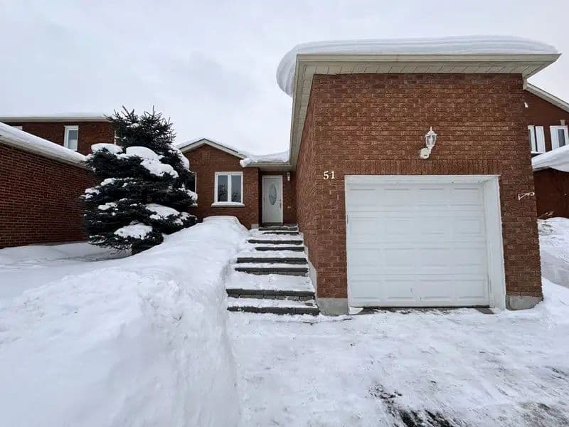 51 Mcdougall Drive UPPER, Barrie, ON L4N 7H7