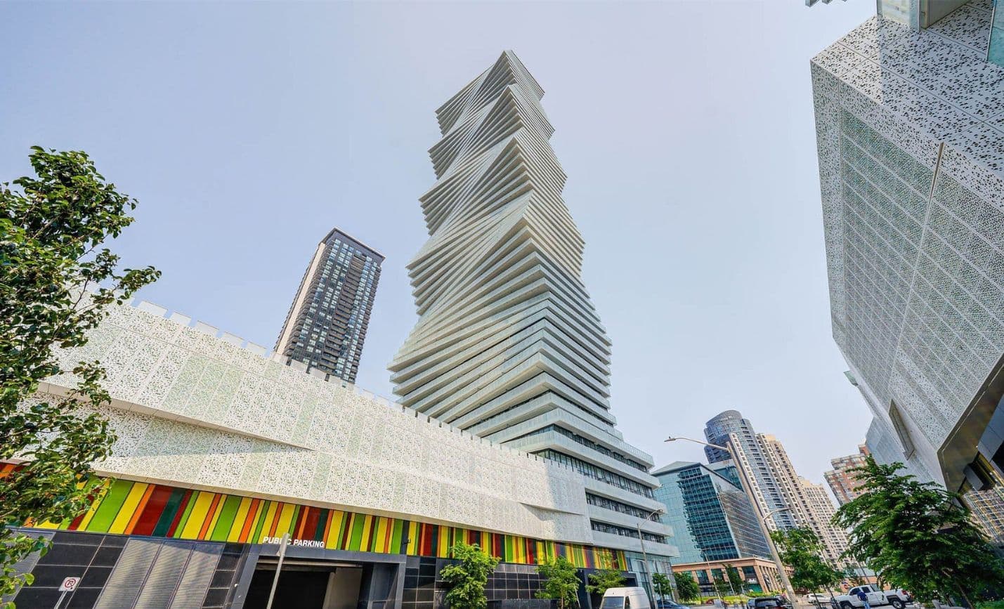 3900 Confederation Parkway 2710, Mississauga, ON L5B 0M3