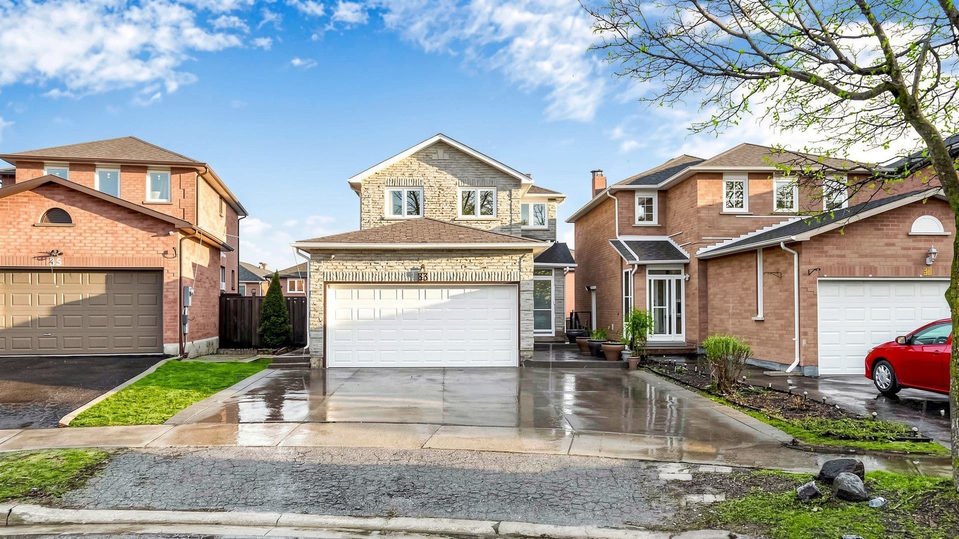 33 Erla Court, Markham, ON L3S 3B3