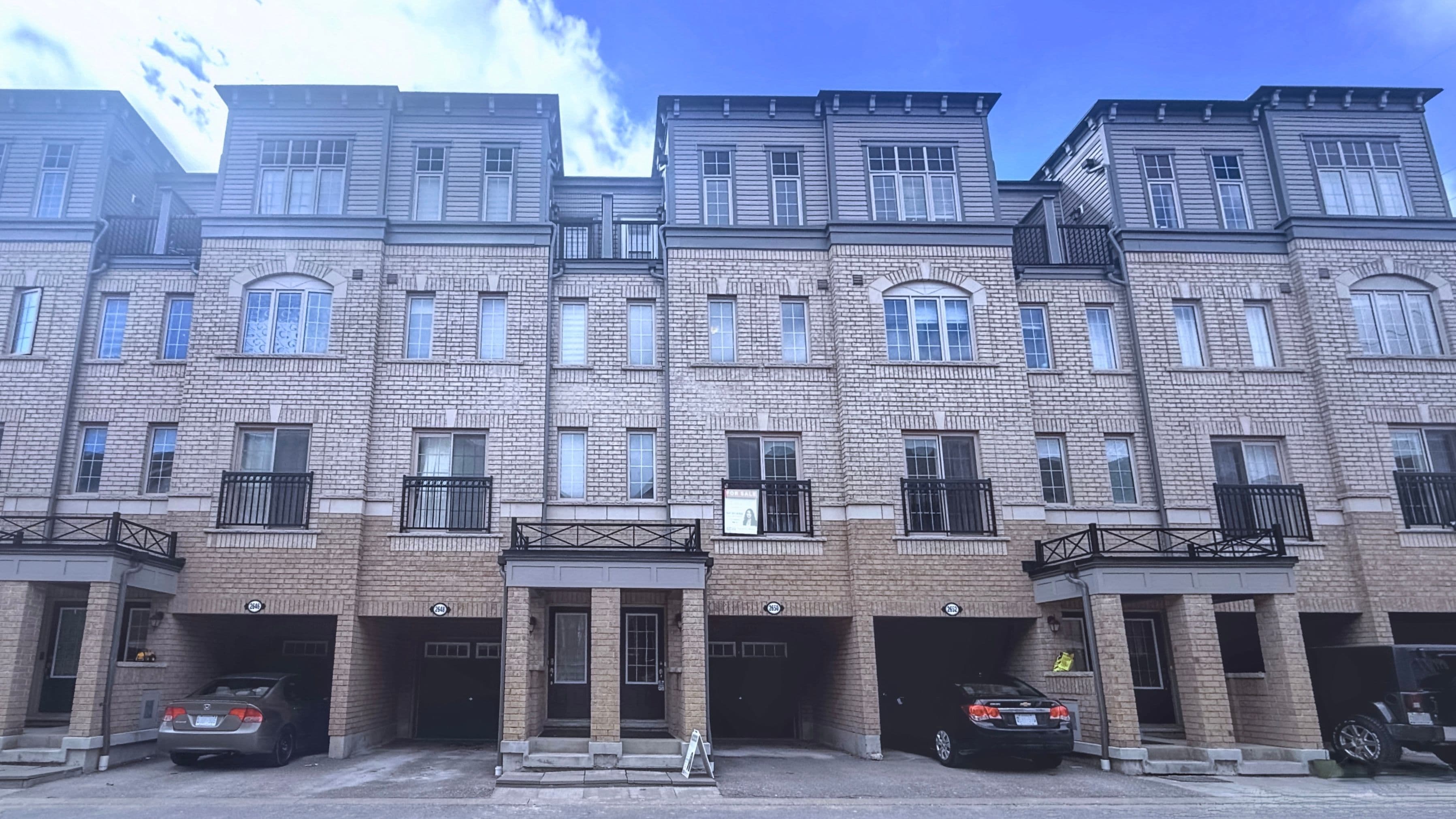 2650 Deputy Minster Path, Oshawa, ON L1L 0M7