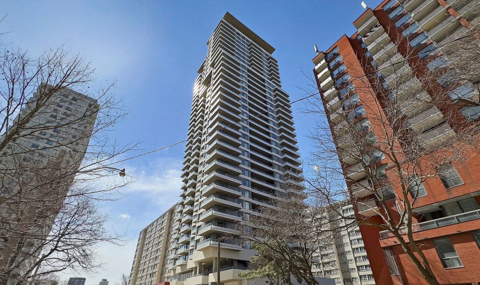 25 Holly Street 2104, Toronto C10, ON M4S 0E3