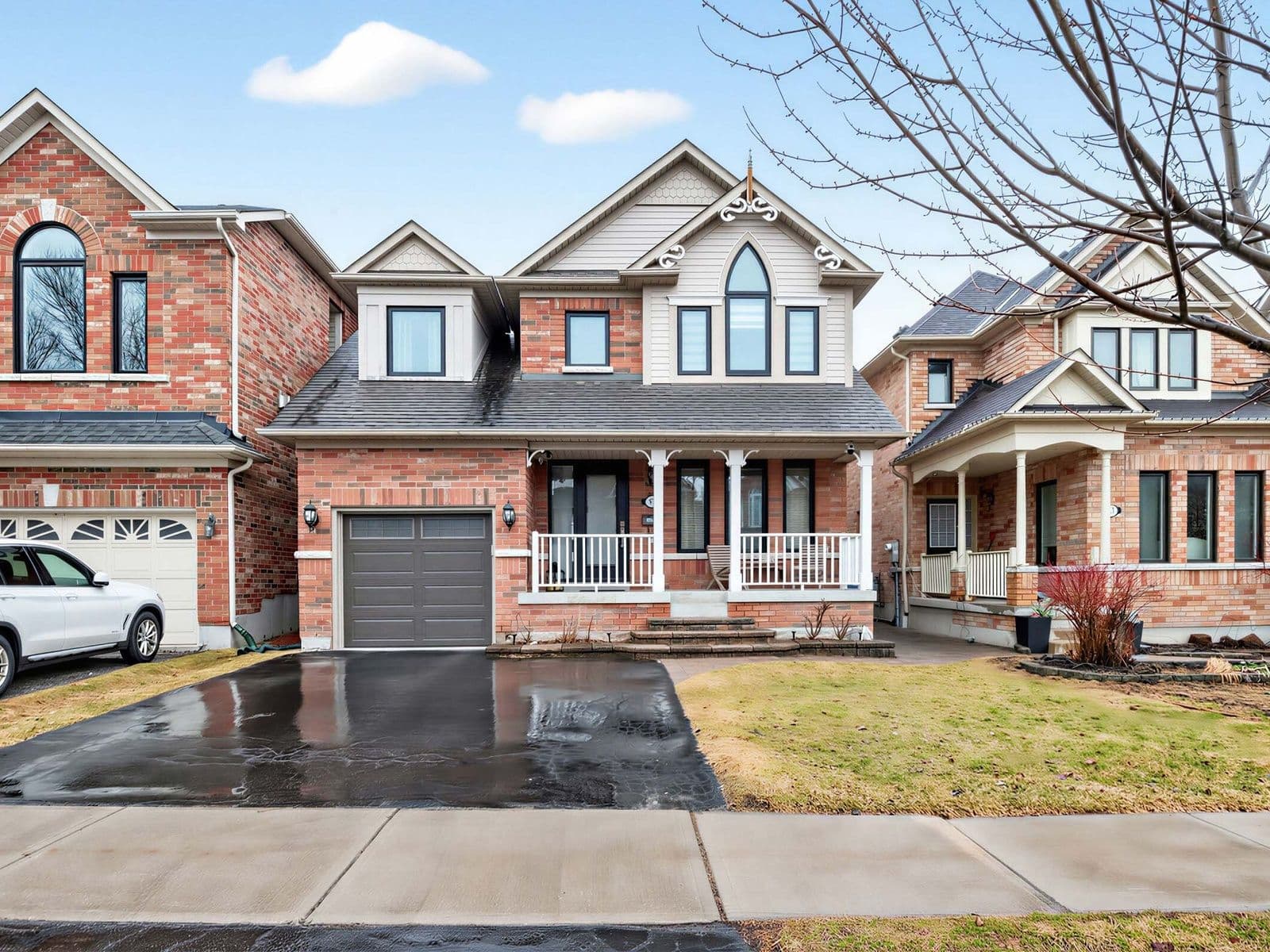 57 Skipton Trail, Aurora, ON L4G 7R3