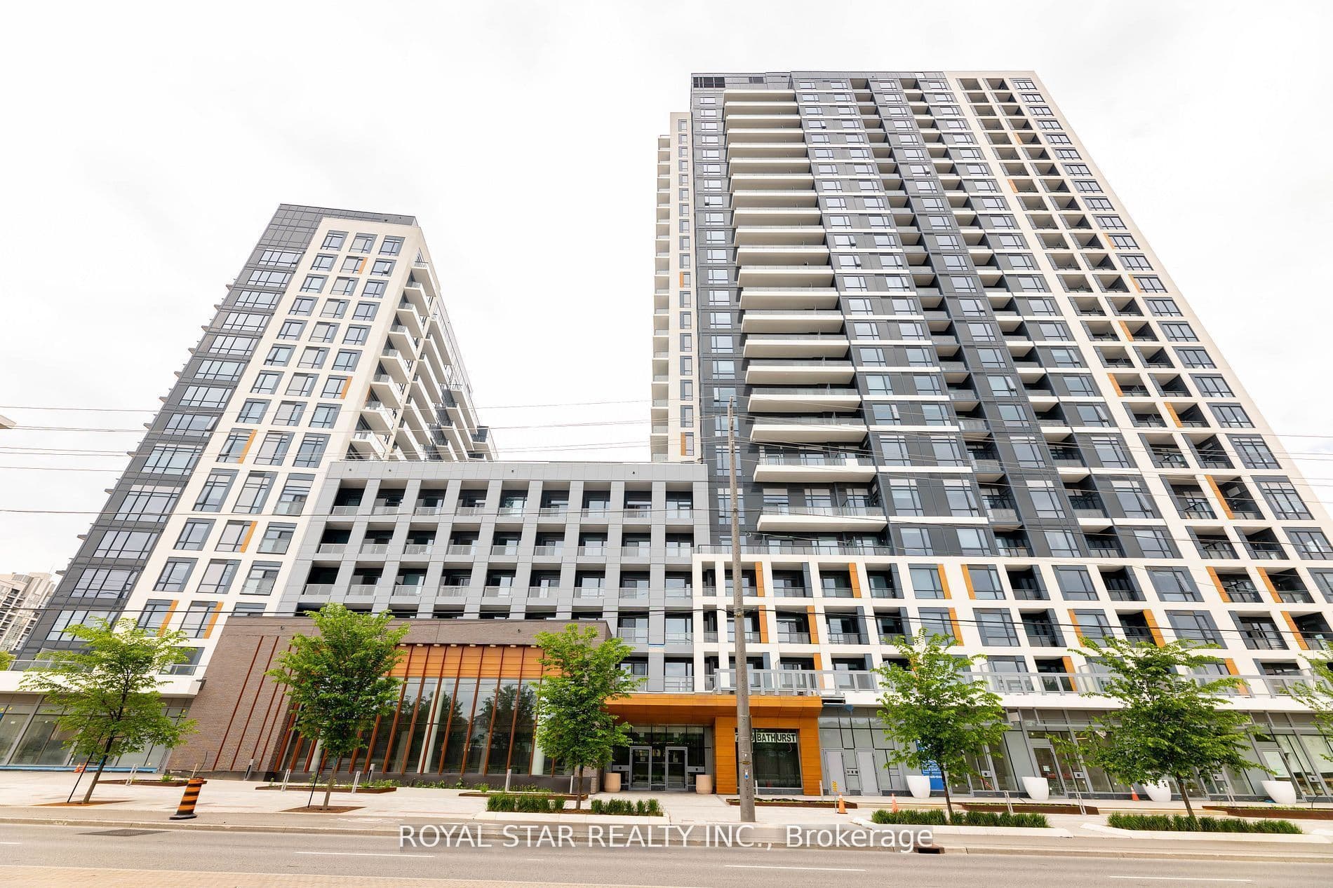 7950 Bathurst Street B-2313, Vaughan, ON L4T 0L4
