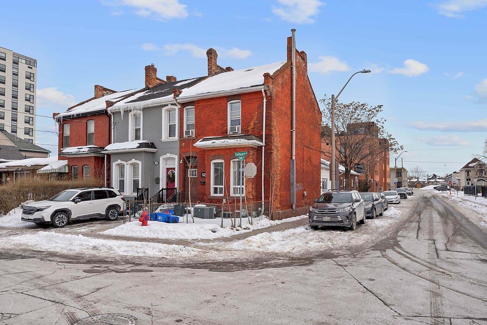 52 Cathcart Street, Hamilton, ON L8R 1M5