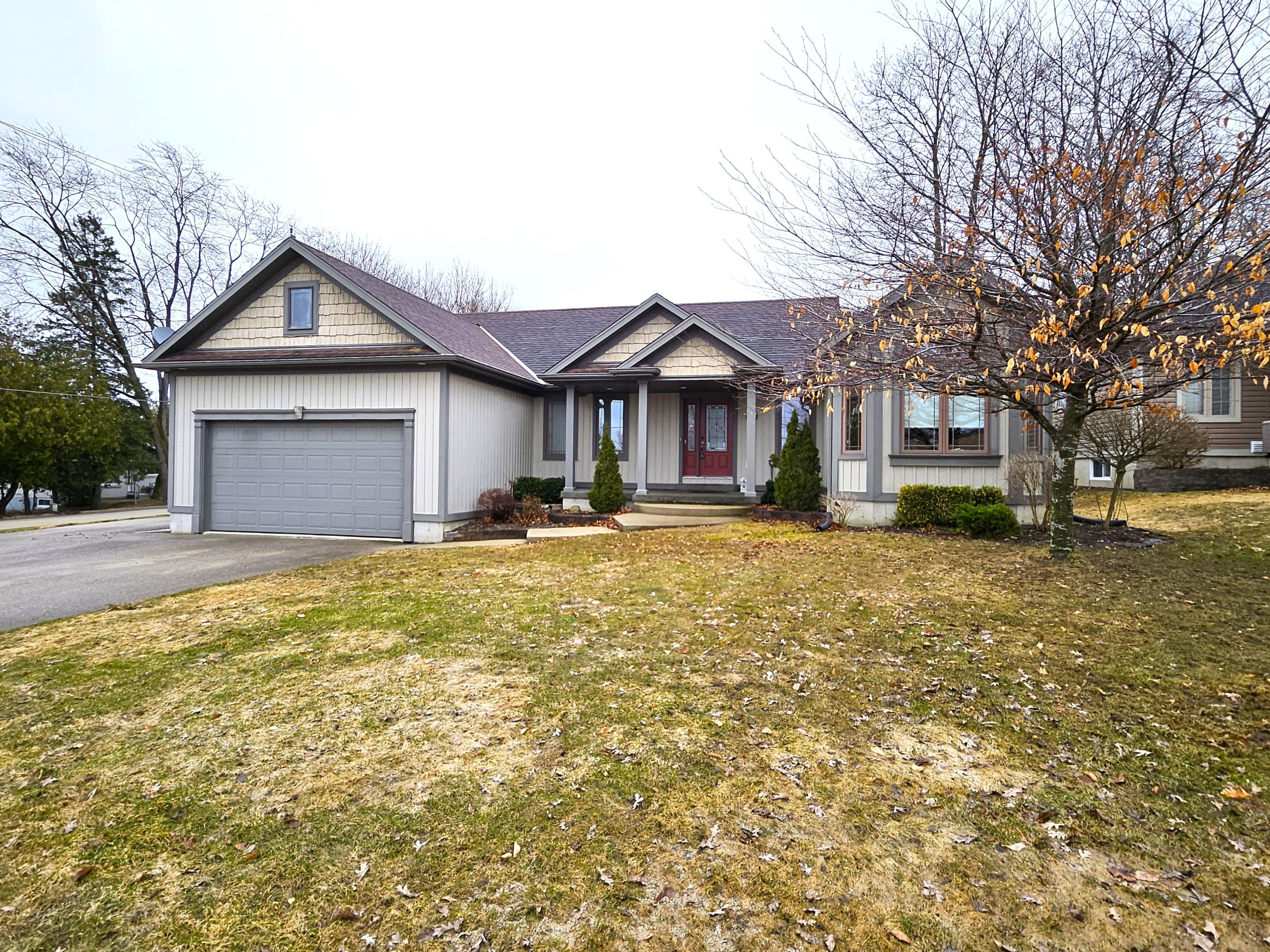 300 Durham Street W, Wellington North, ON N0G 2L1