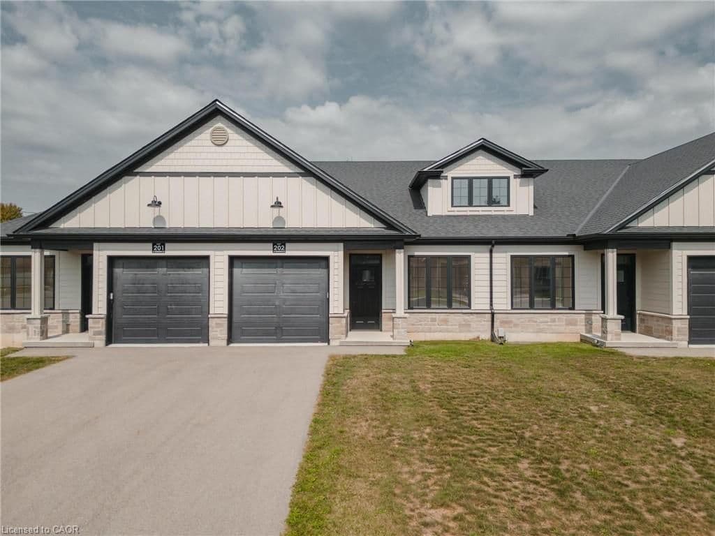 12 Washington Street 202, Norwich, ON N0J 1P0