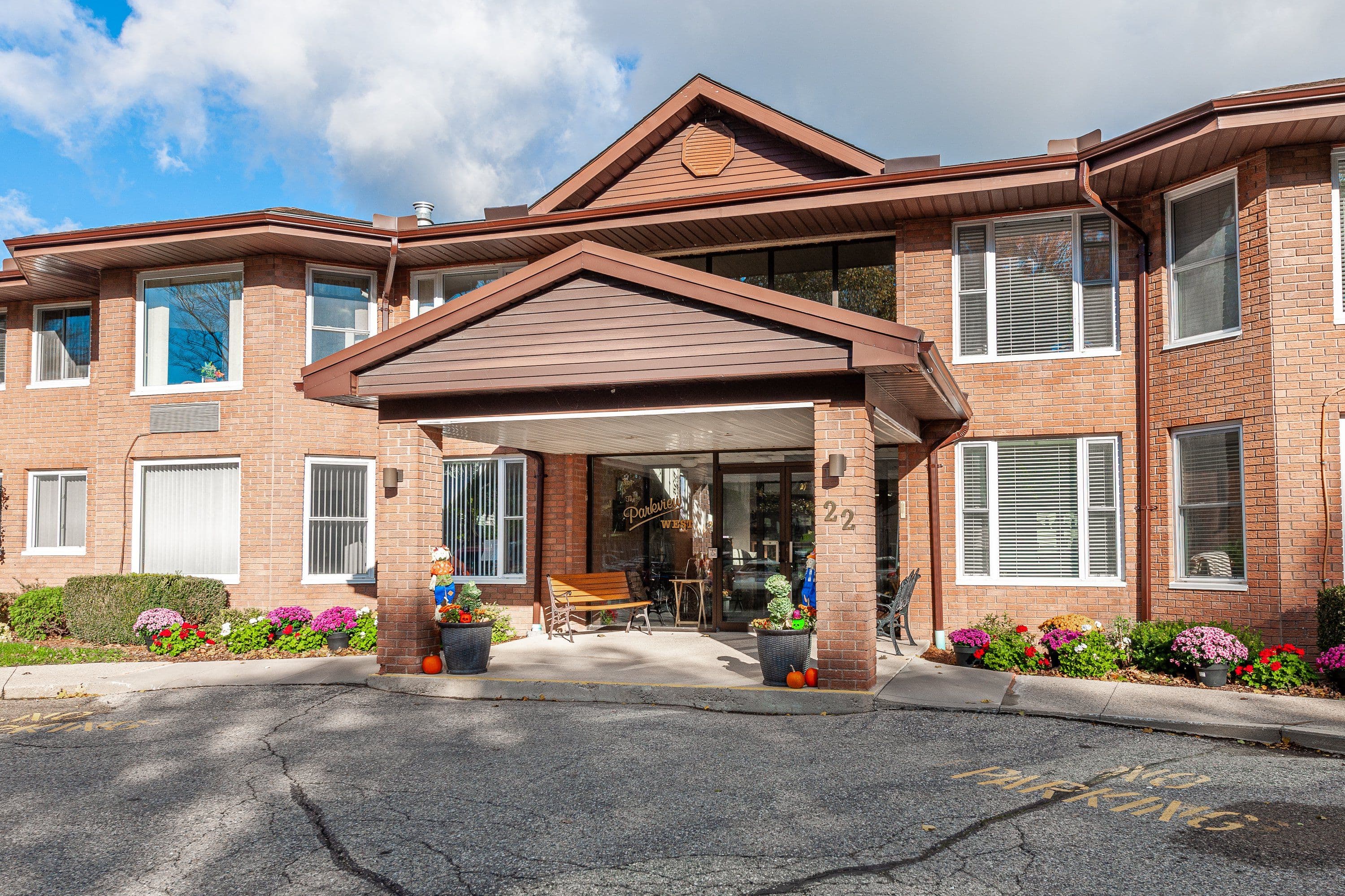 22 ST. ANDREW Street N 104, St. Marys, ON N4X 1C5