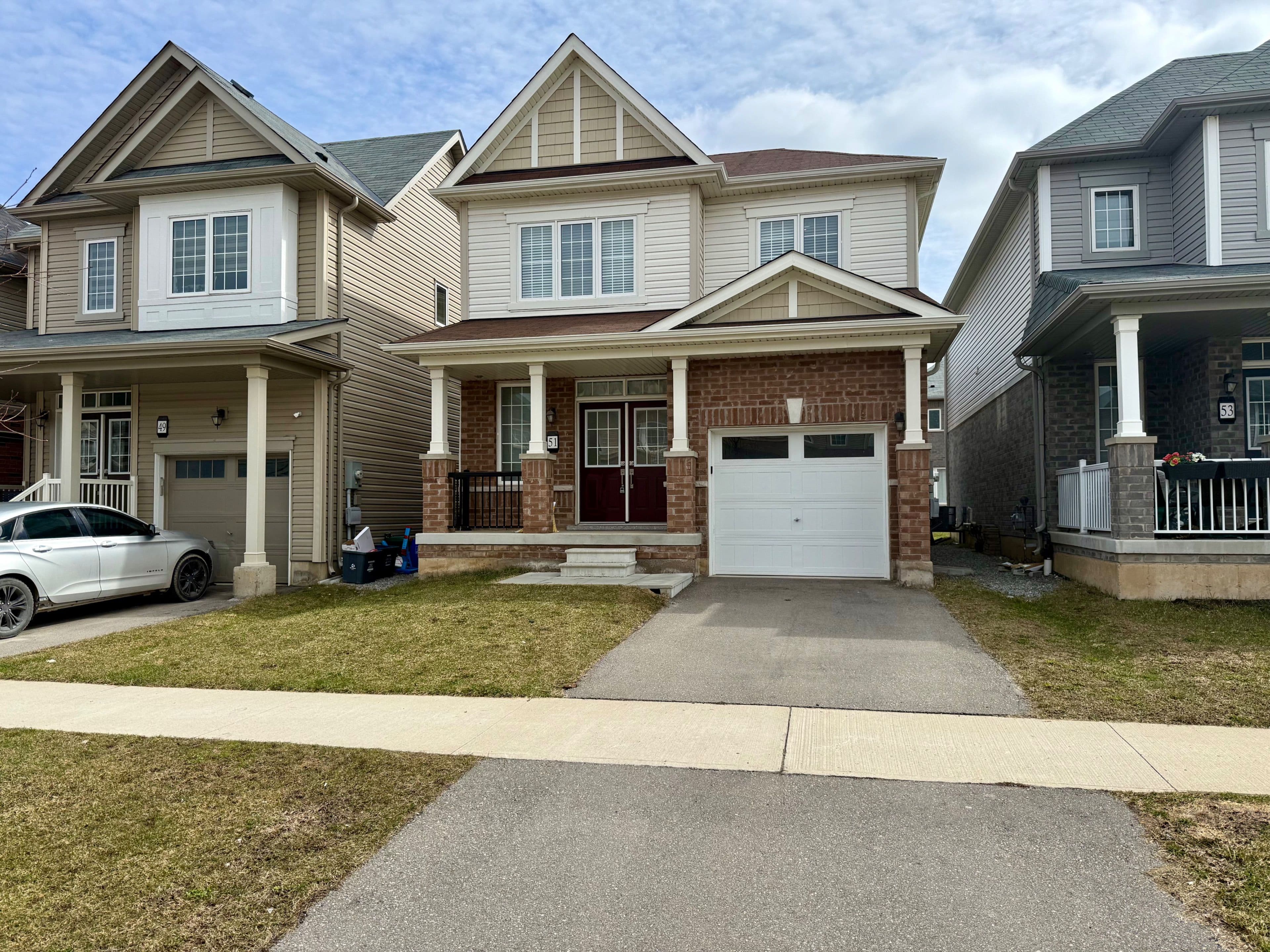 51 Esther Crescent, Thorold, ON L3B 0G3