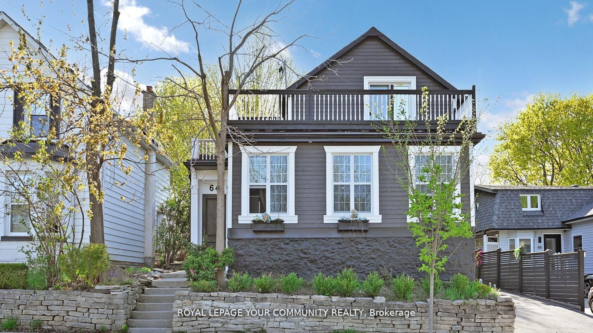 64 Machell Avenue, Aurora, ON L4G 2R7