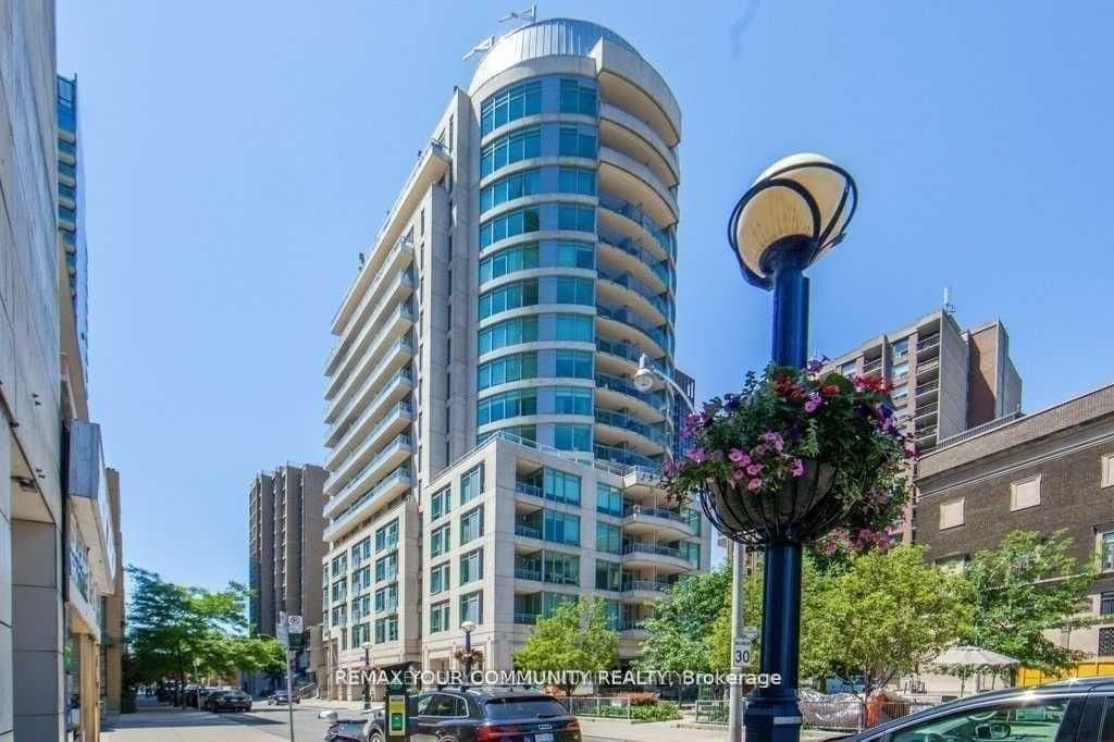 8 Scollard Street 1201, Toronto C02, ON M5R 1M2