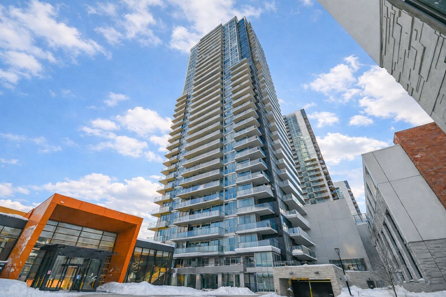 85 McMahon Drive 3509, Toronto C15, ON M2K 0H1