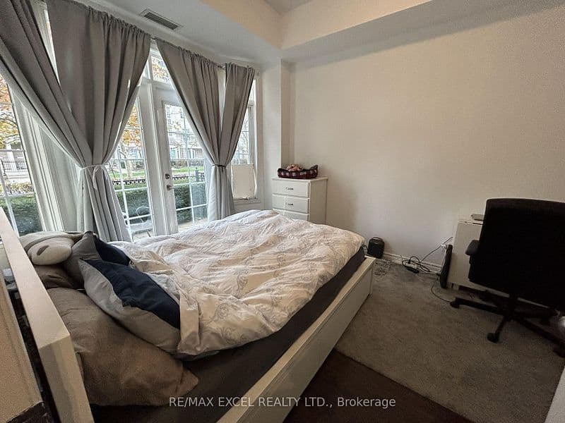 8 Rean Drive GV18, Toronto C15, ON M2K 3B9