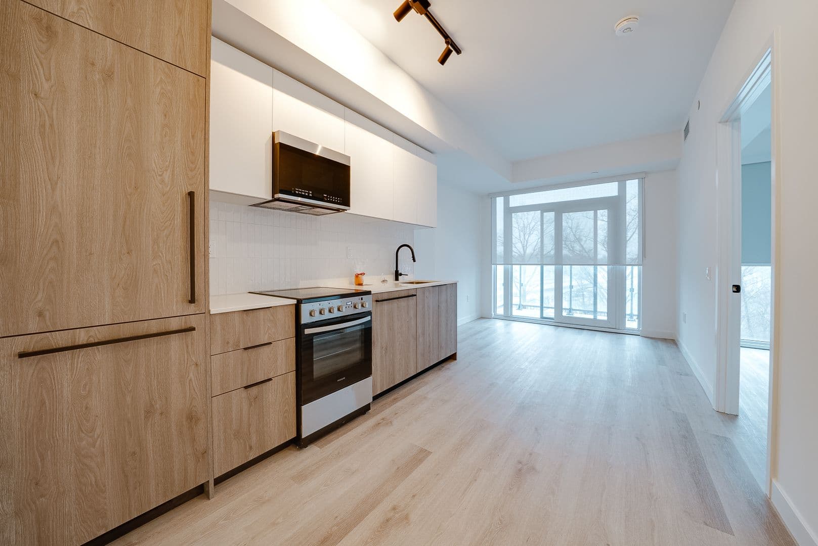 1635 Military Trail 336, Toronto E10, ON M1C 1B1