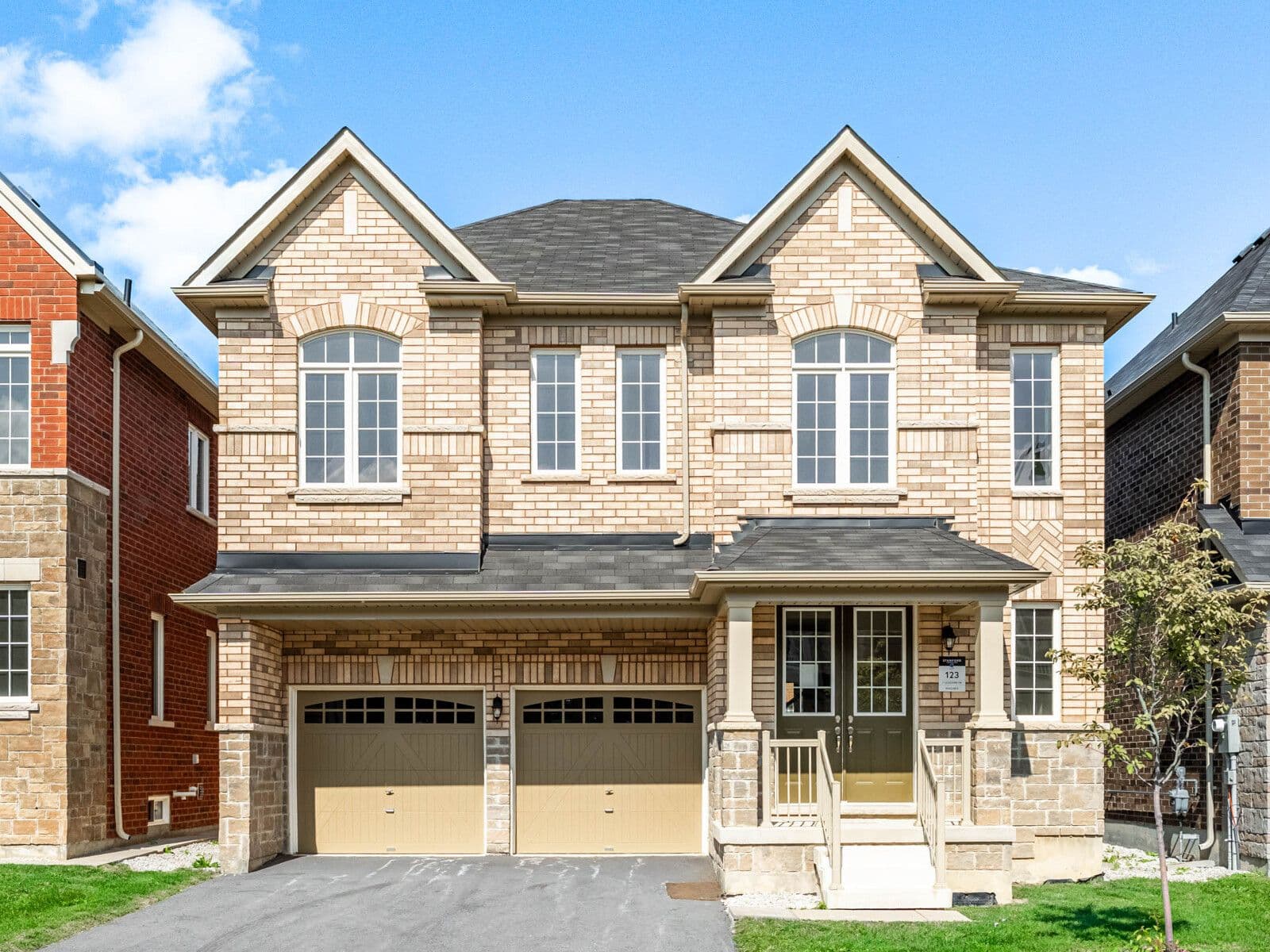 7 Lilestone Drive, Brampton, ON L6X 0B3