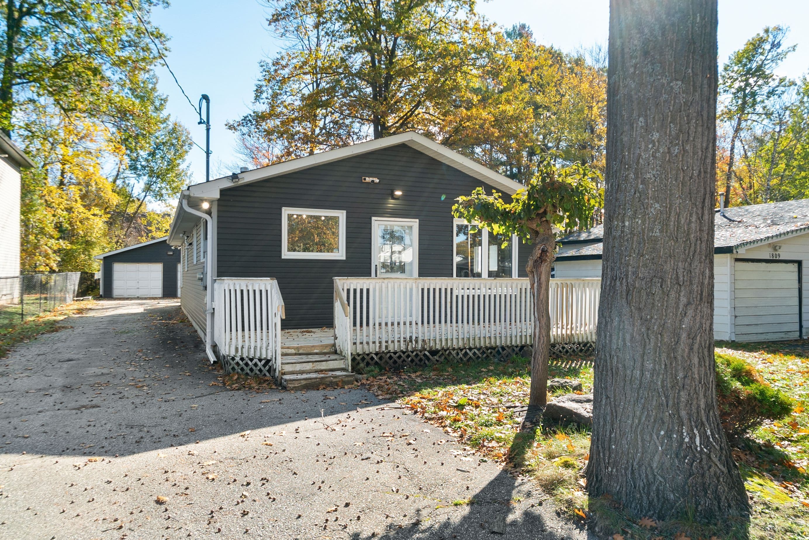 1805 RIVER Road W, Wasaga Beach, ON L9Z 2X5