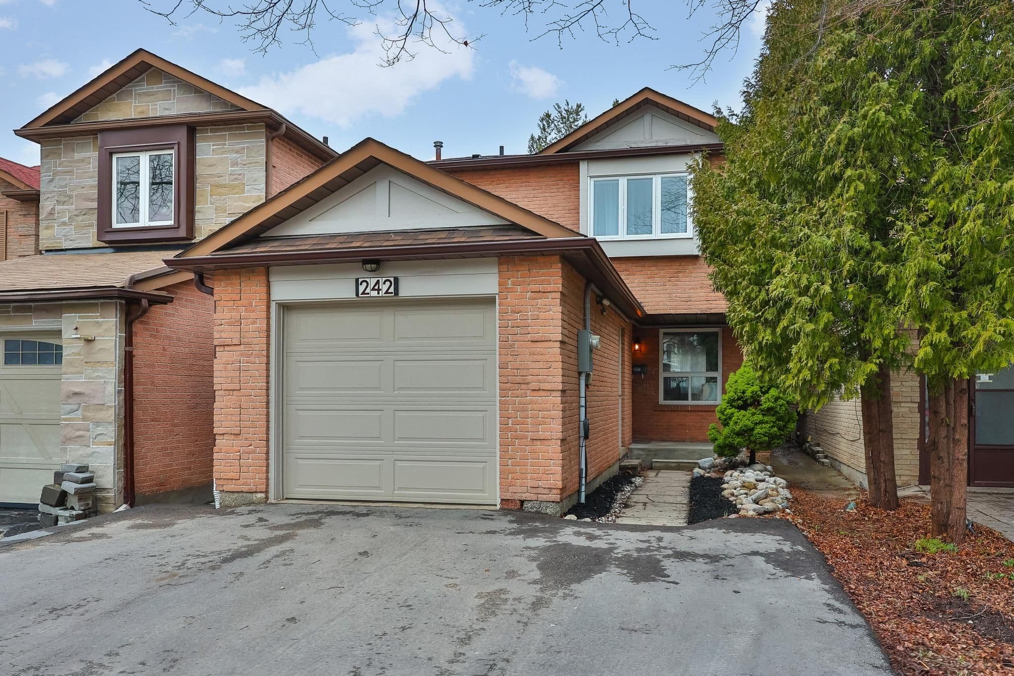 242 Tansley Road, Vaughan, ON L4J 2Y9