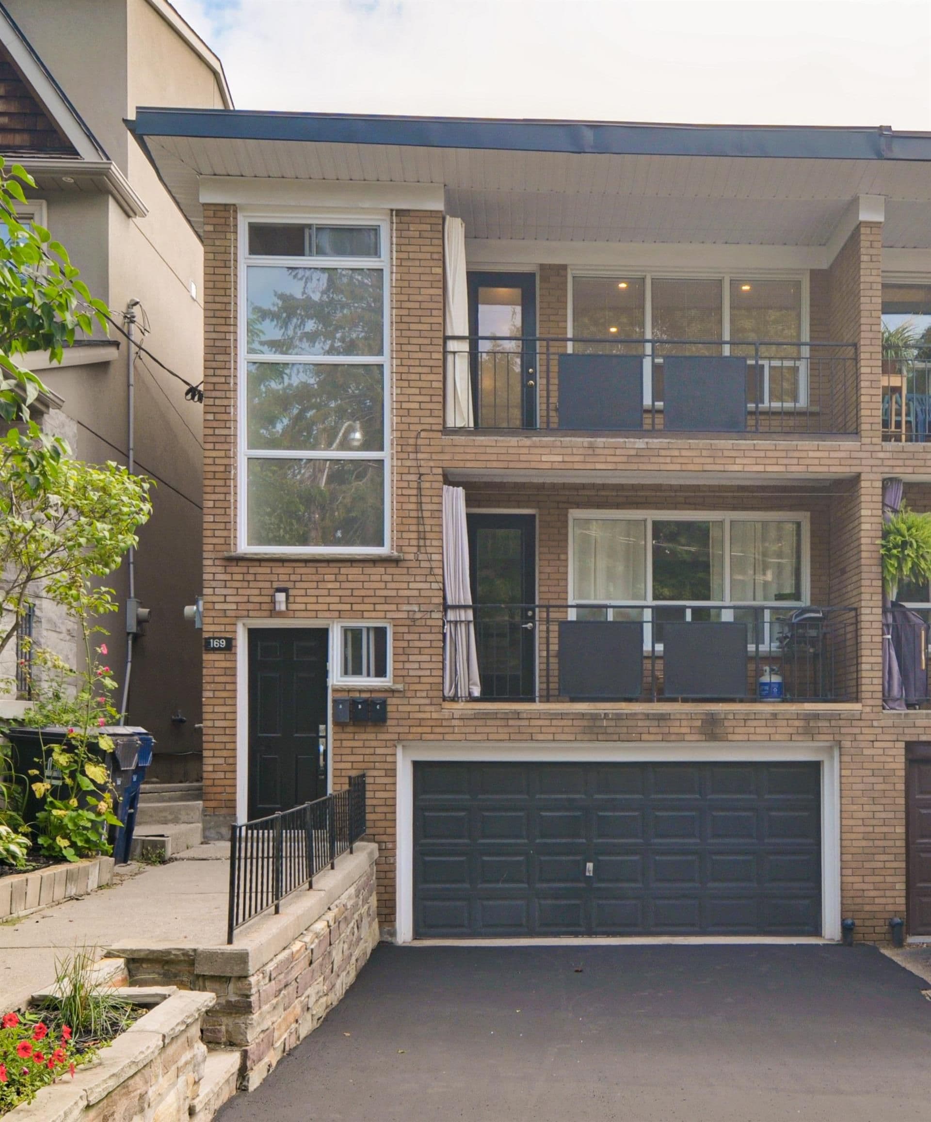 169 Bellefair Avenue Bsmt, Toronto E02, ON M4L 3V1