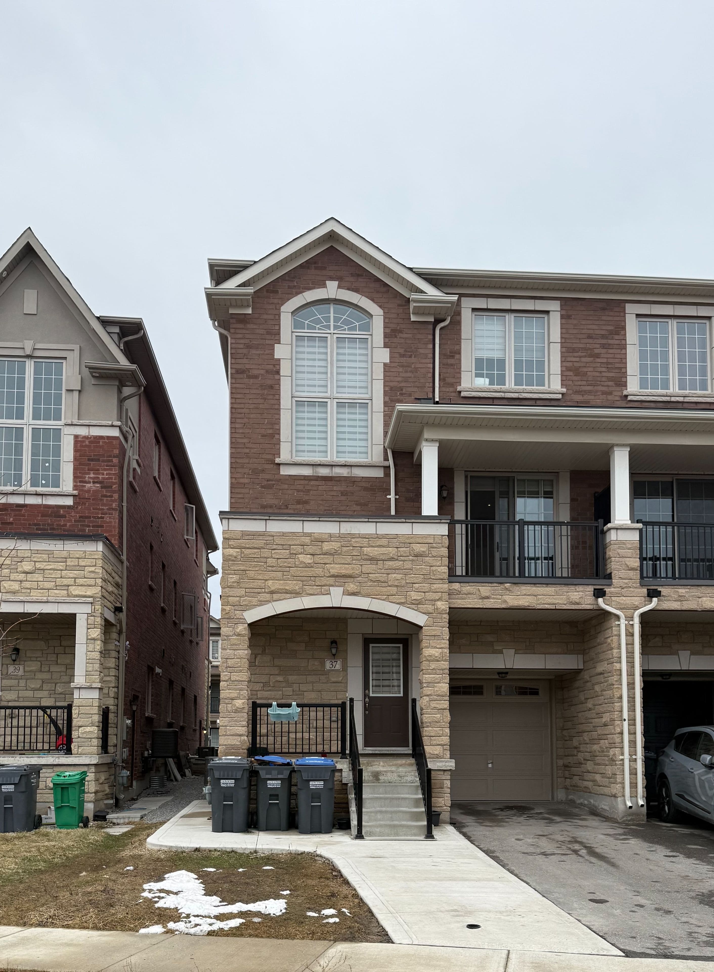 37 Allegro Drive, Brampton, ON L6Y 0H8