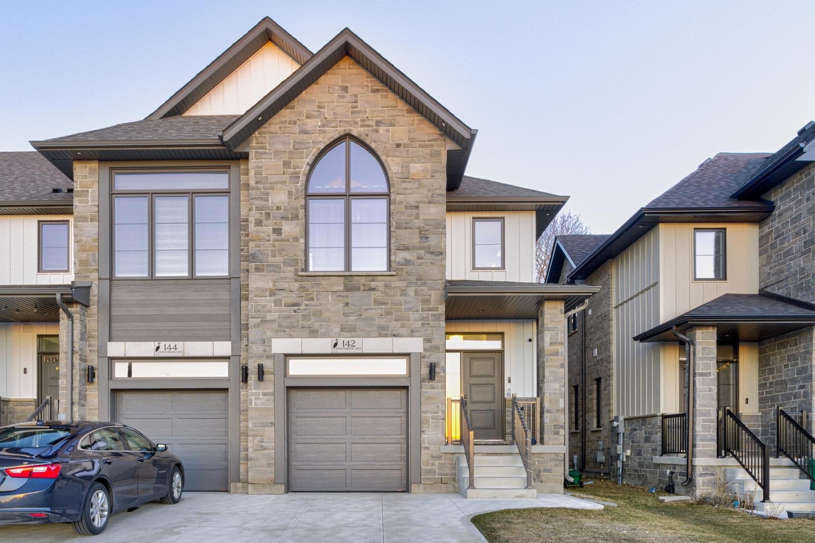 142 Queensbrook Crescent, Cambridge, ON N1S 0E4