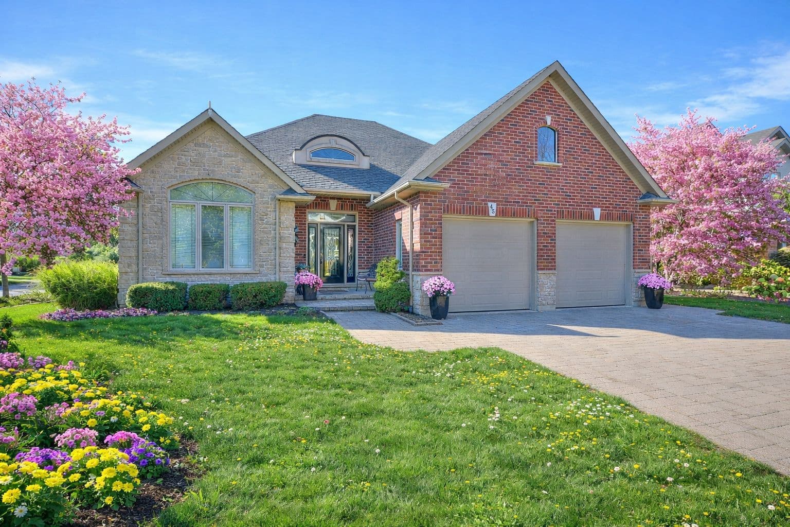 45 Timber Creek Crescent, Pelham, ON L3E 0P3