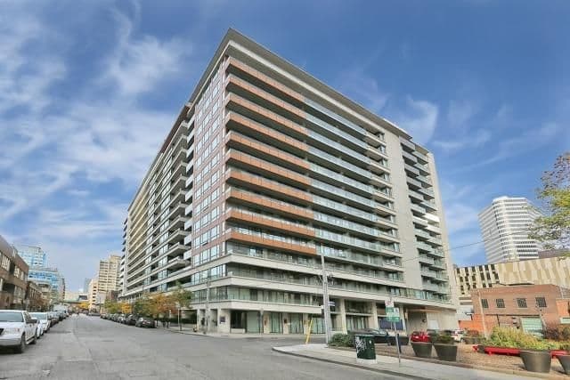 111 Elizabeth Street 1902, Toronto C01, ON M5G 1P7