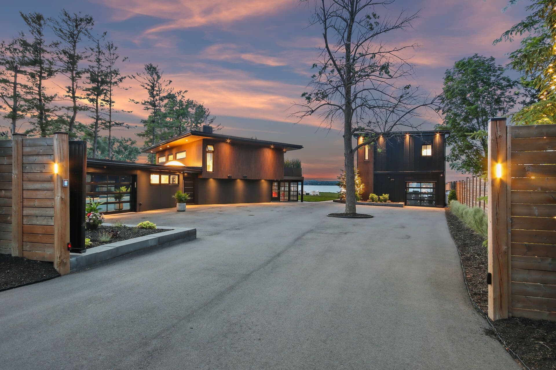 227 Grandview Road, Crystal Bay - Rocky Point - Bayshore, ON K2H 8B9