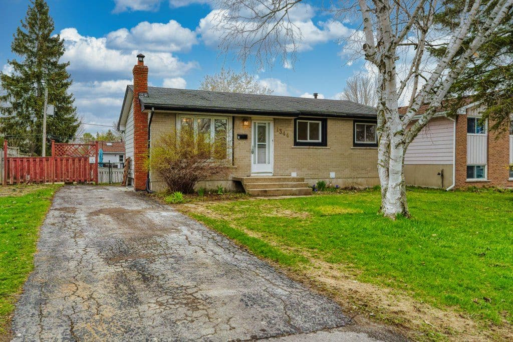 1344 Waverley Crescent 1, Kingston, ON K7M 6H4