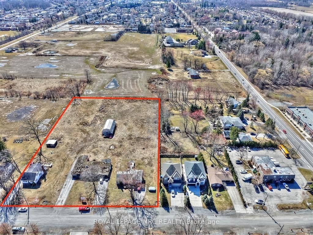 743 Quaker Road, Pelham, ON L3C 3H3