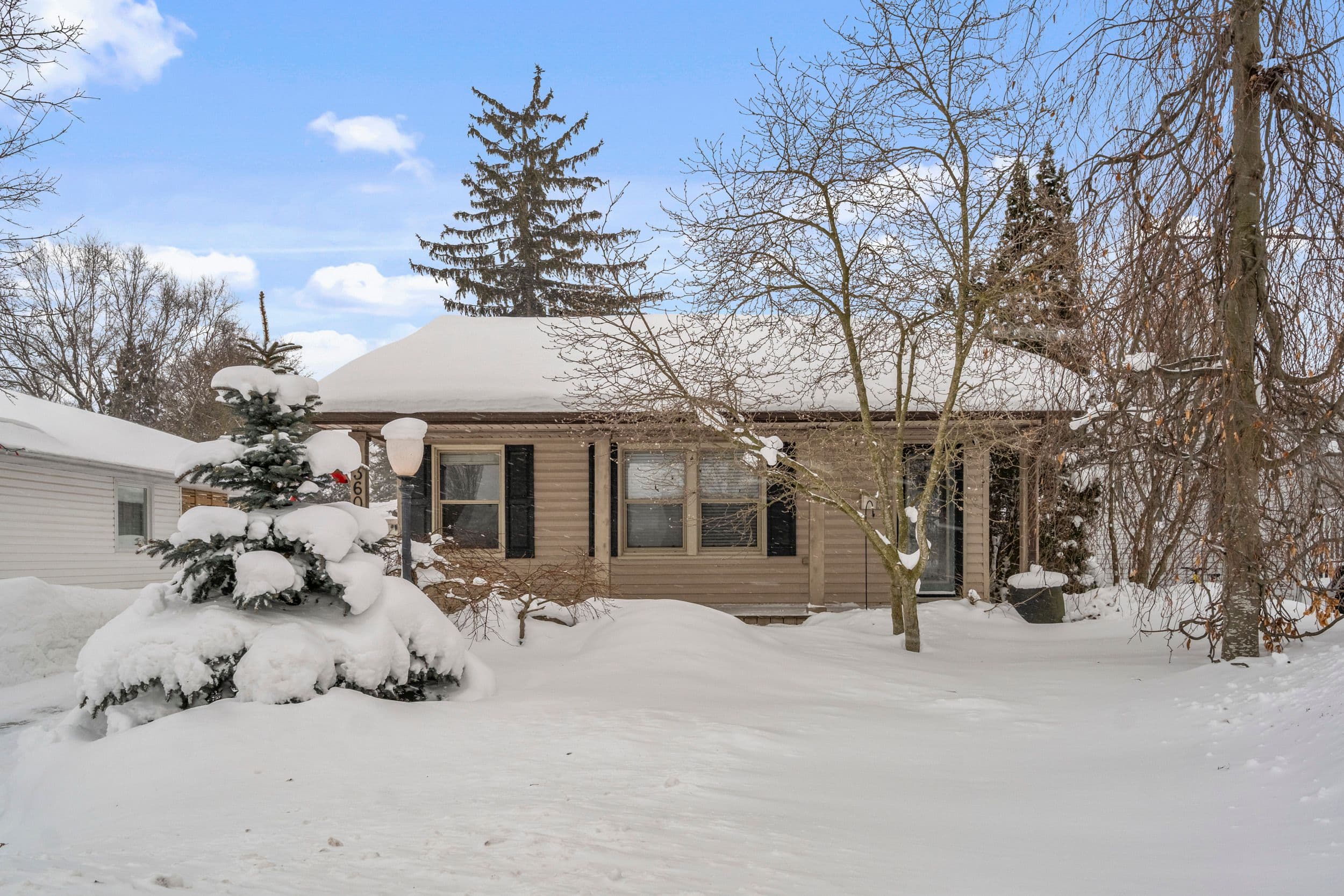 360 Boulton Street, Minto, ON N0G 2P0