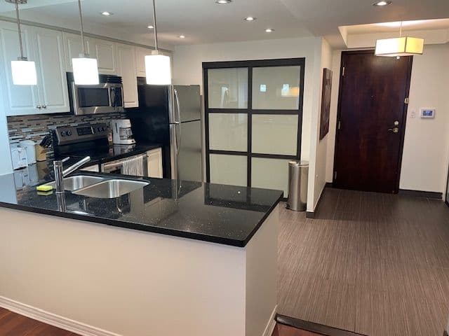 28 Hollywood Avenue 1510, Toronto C14, ON M2N 6S4