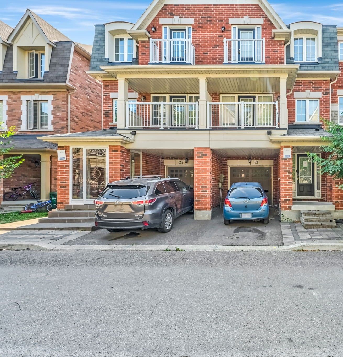 21 Kayak Heights, Brampton, ON L6Z 0H8
