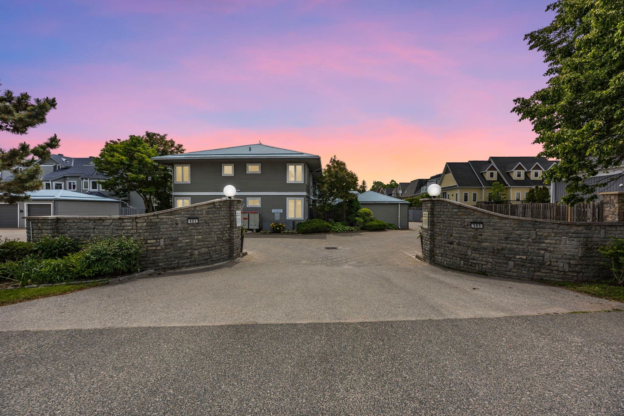 585 Atherley Road 201, Orillia, ON L3V 7L5