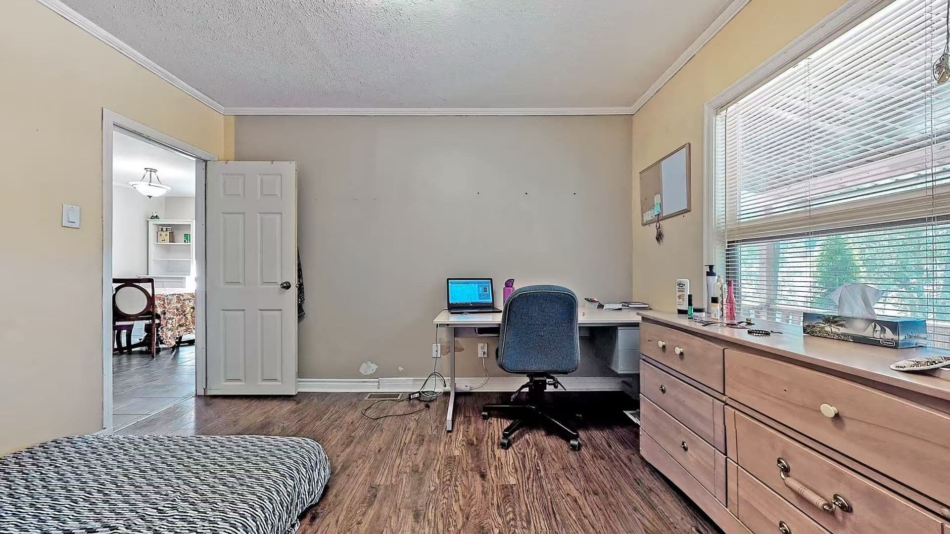 309 Bowman Street, Hamilton, ON L8S 2V4