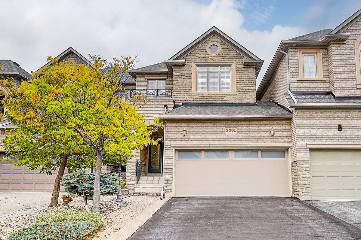 2305 Woodfield Road, Oakville, ON L6H 6Y7