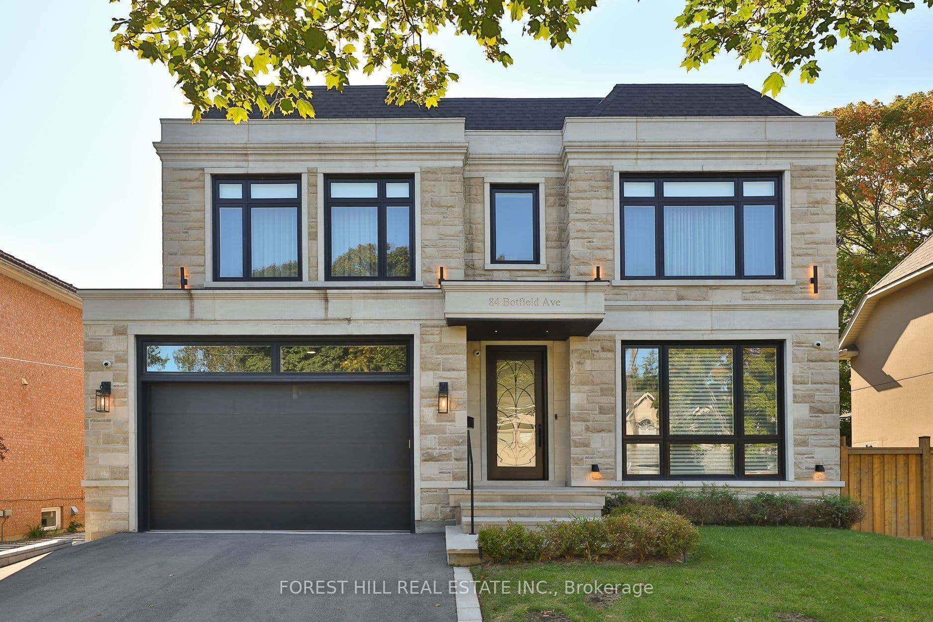 84 Botfield Avenue, Toronto W08, ON M9B 4E4
