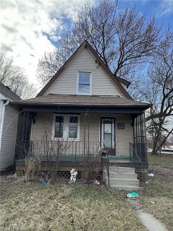 31 MCKINSTRY Street, Hamilton, ON L8L 6C2