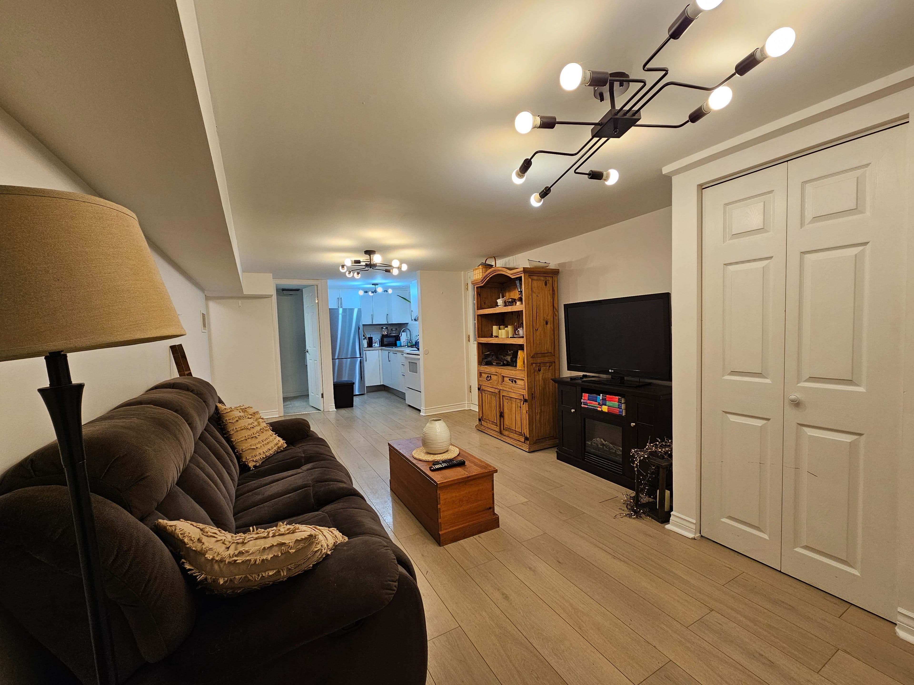 501 Ortono Avenue, Oshawa, ON L1H 3L7