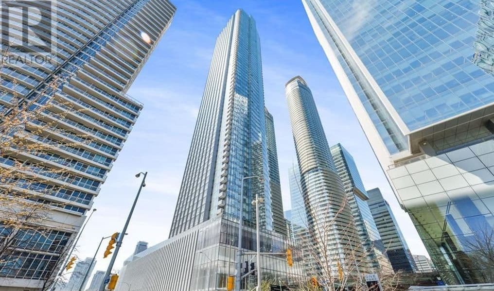 10 YORK Street 4107, Toronto C01, ON M5J 0E1