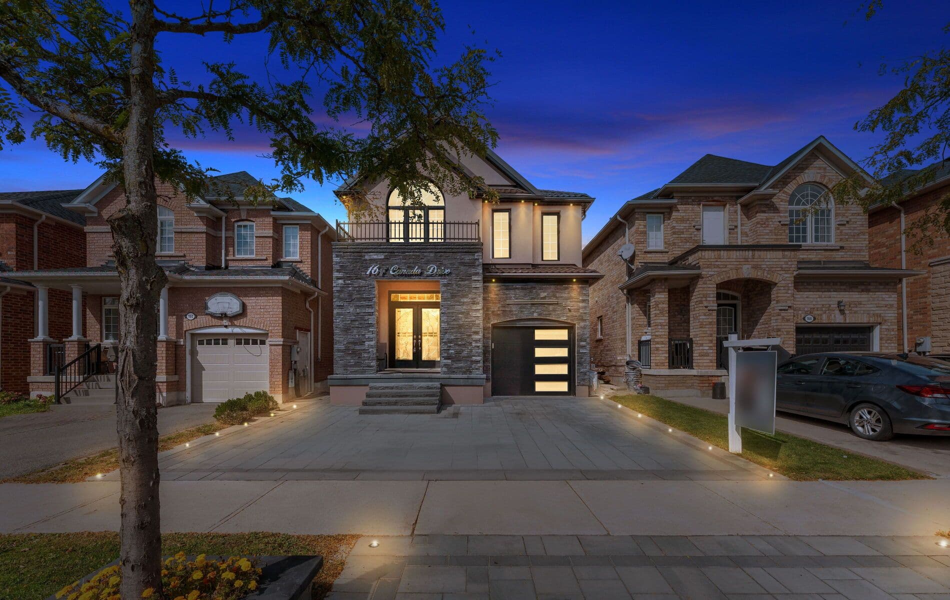 164 Canada Drive, Vaughan, ON L4K 0K1
