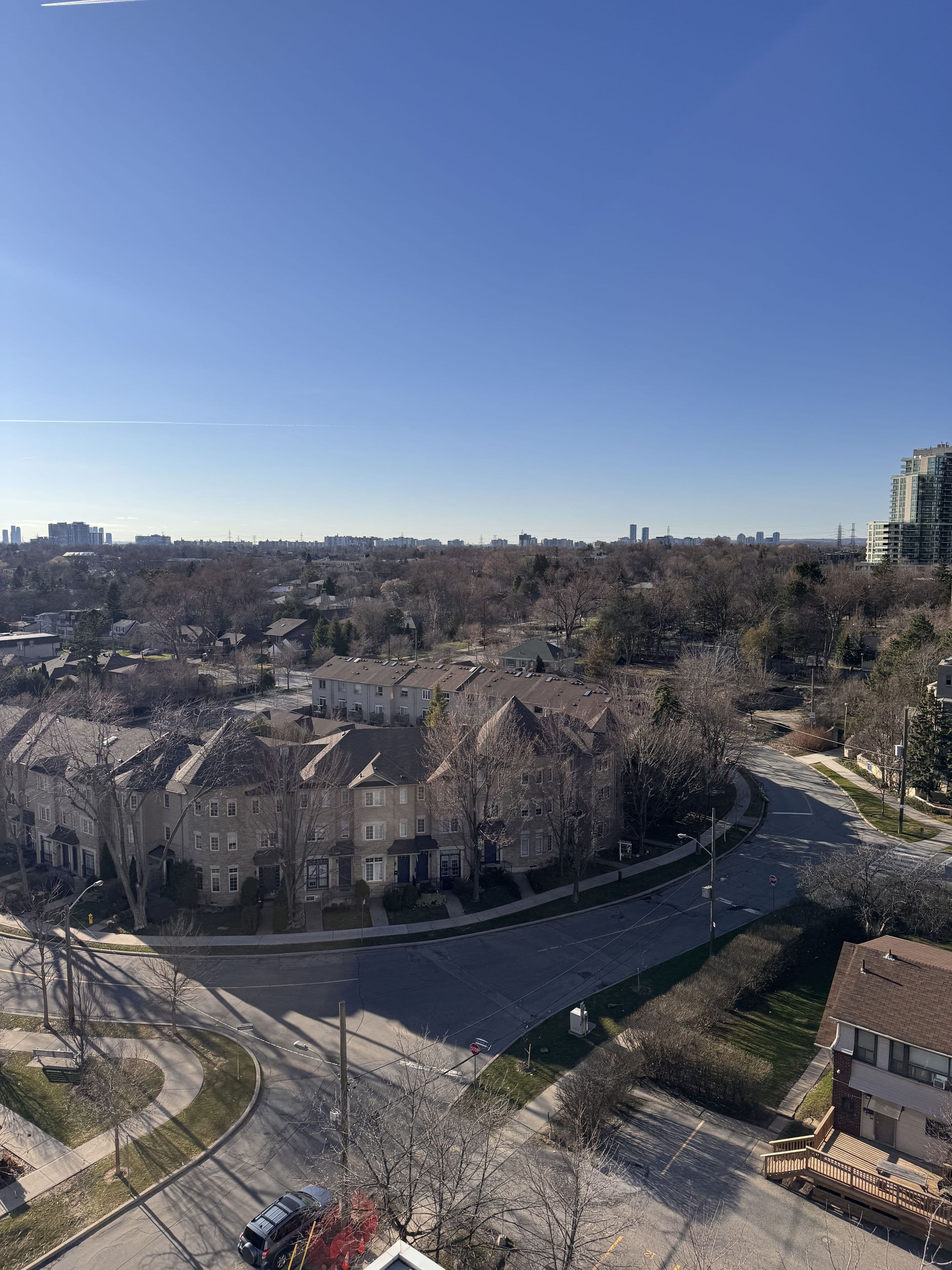 75 Canterbury Place E 1115, Toronto C07, ON M2N 0L2