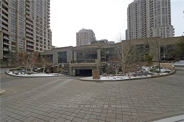 3880 Duke Of York Boulevard 2104, Mississauga, ON L5B 4M7