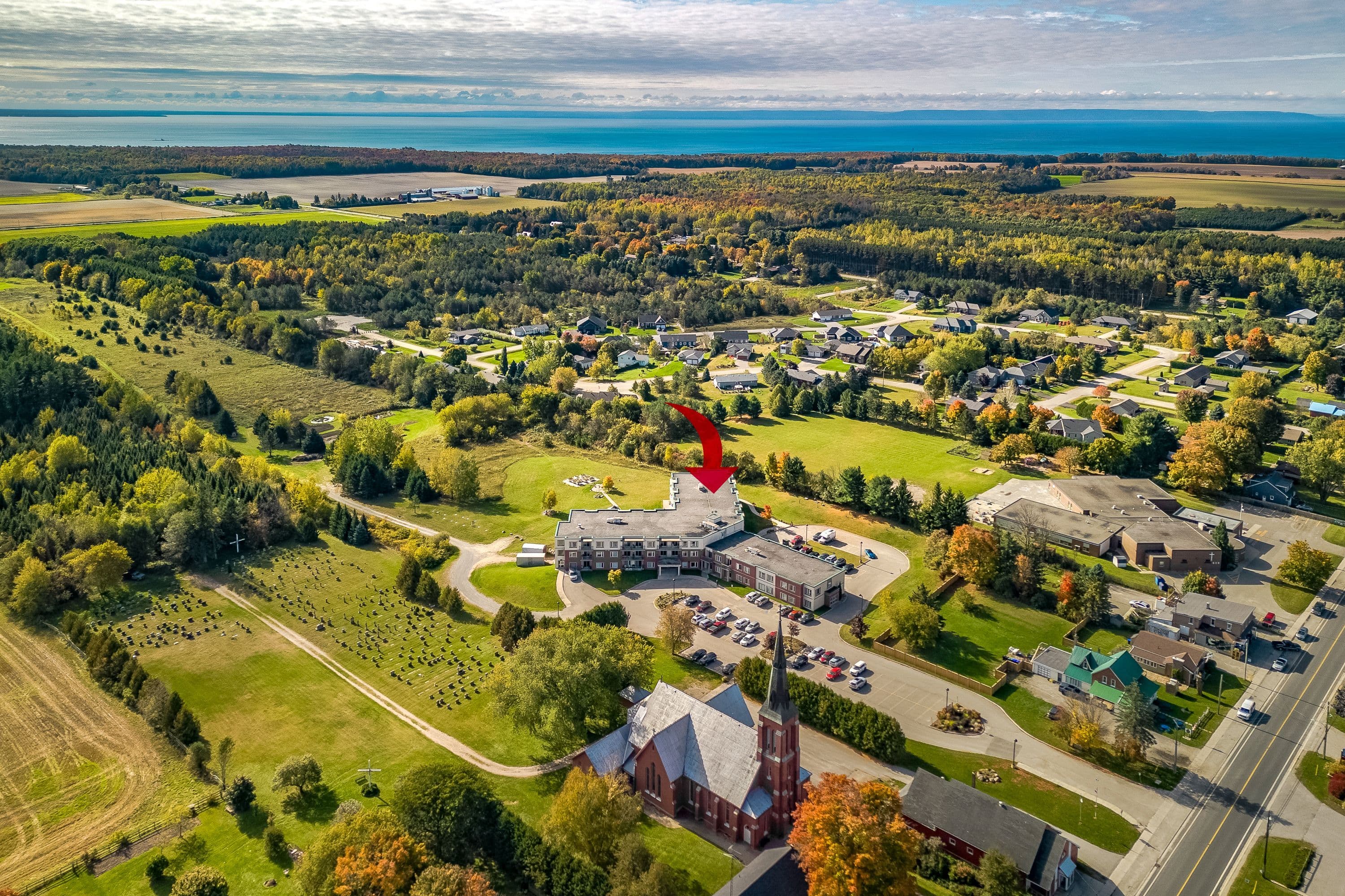 333 LAFONTAINE Road W 310, Tiny, ON L9M 0H1