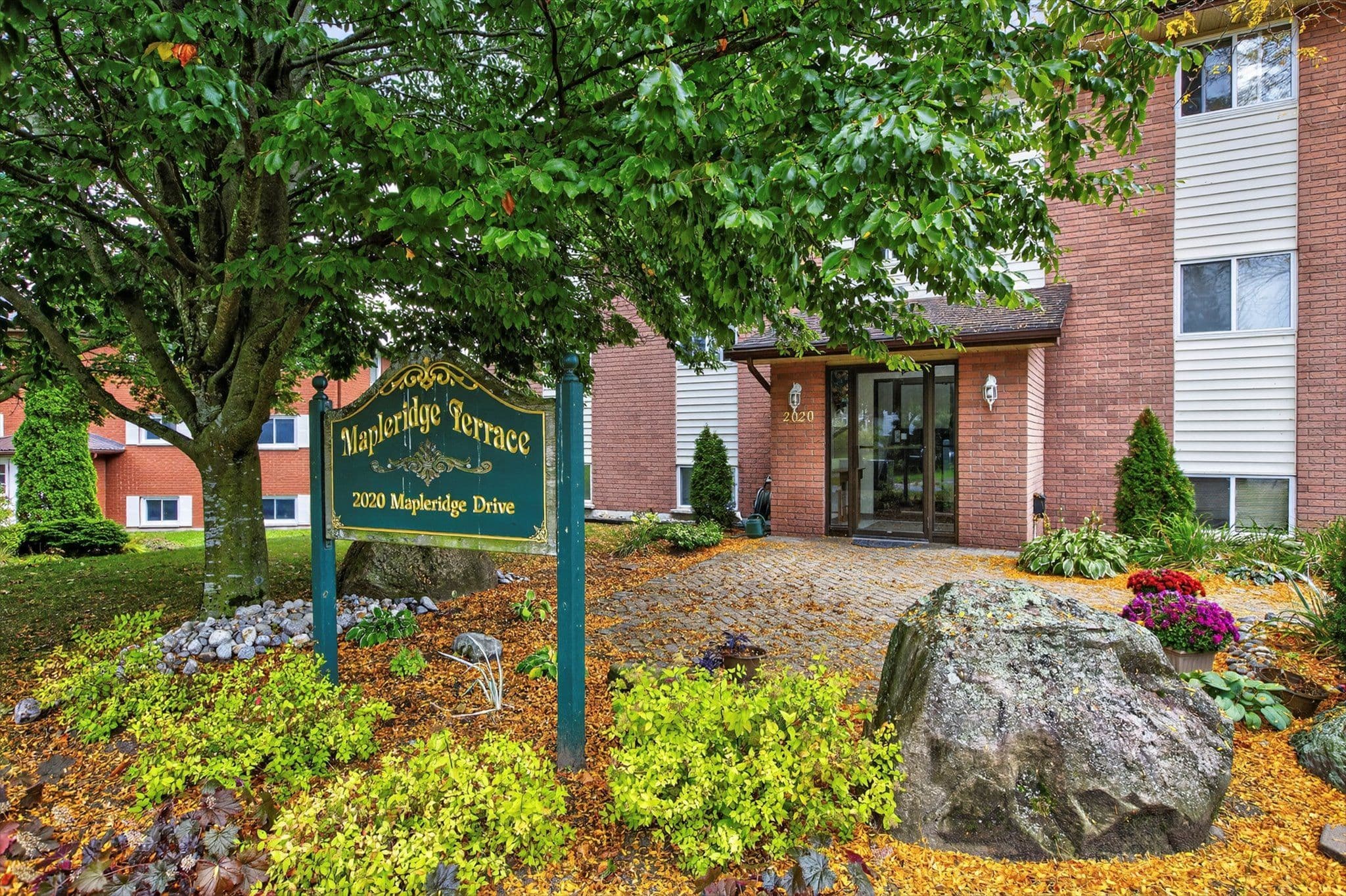 2020 Mapleridge Drive 303, Peterborough, ON K9K 1W2