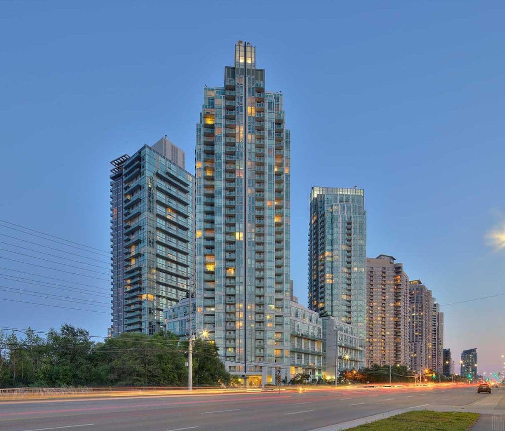 220 Burnhamthorpe Road 2607, Mississauga, ON L5B 4N4