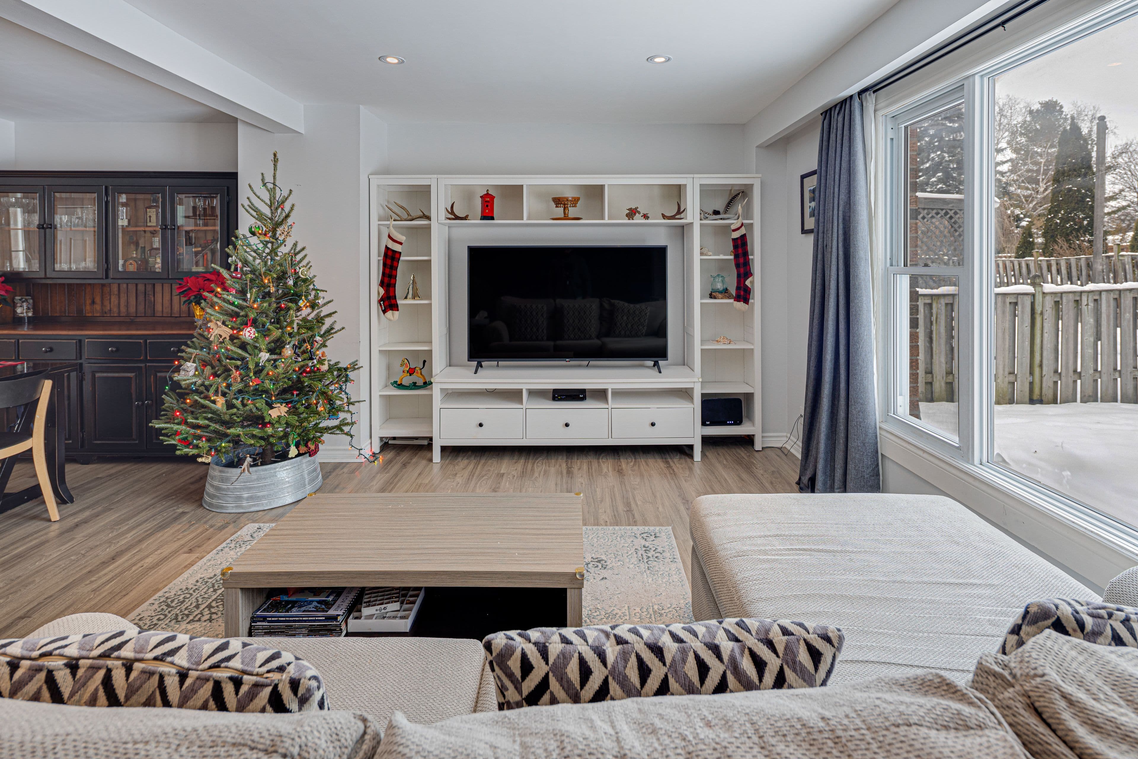 251 Stouffer Street, Whitchurch-Stouffville, ON L4A 4Y8