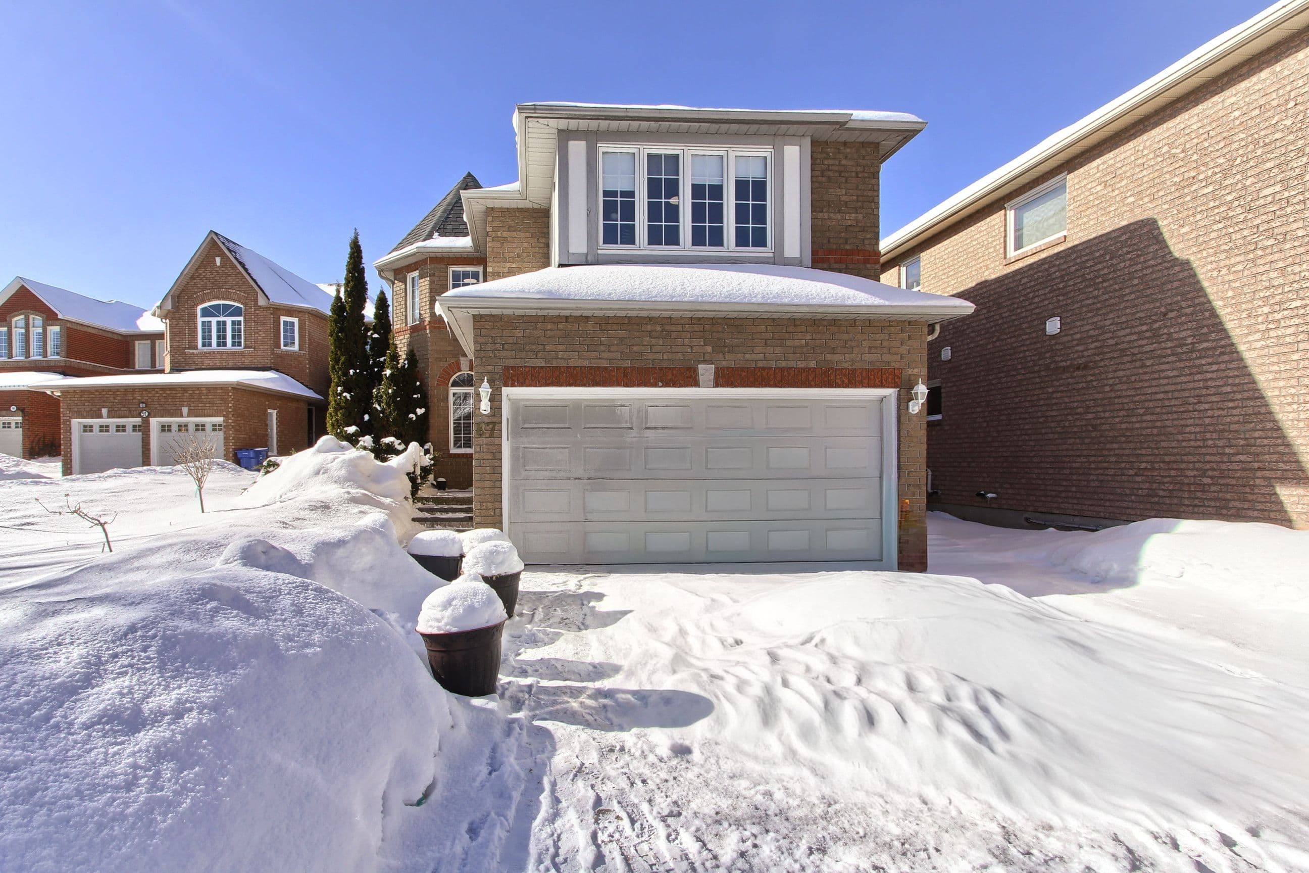 87 Stemmle Drive, Aurora, ON L4G 6N4