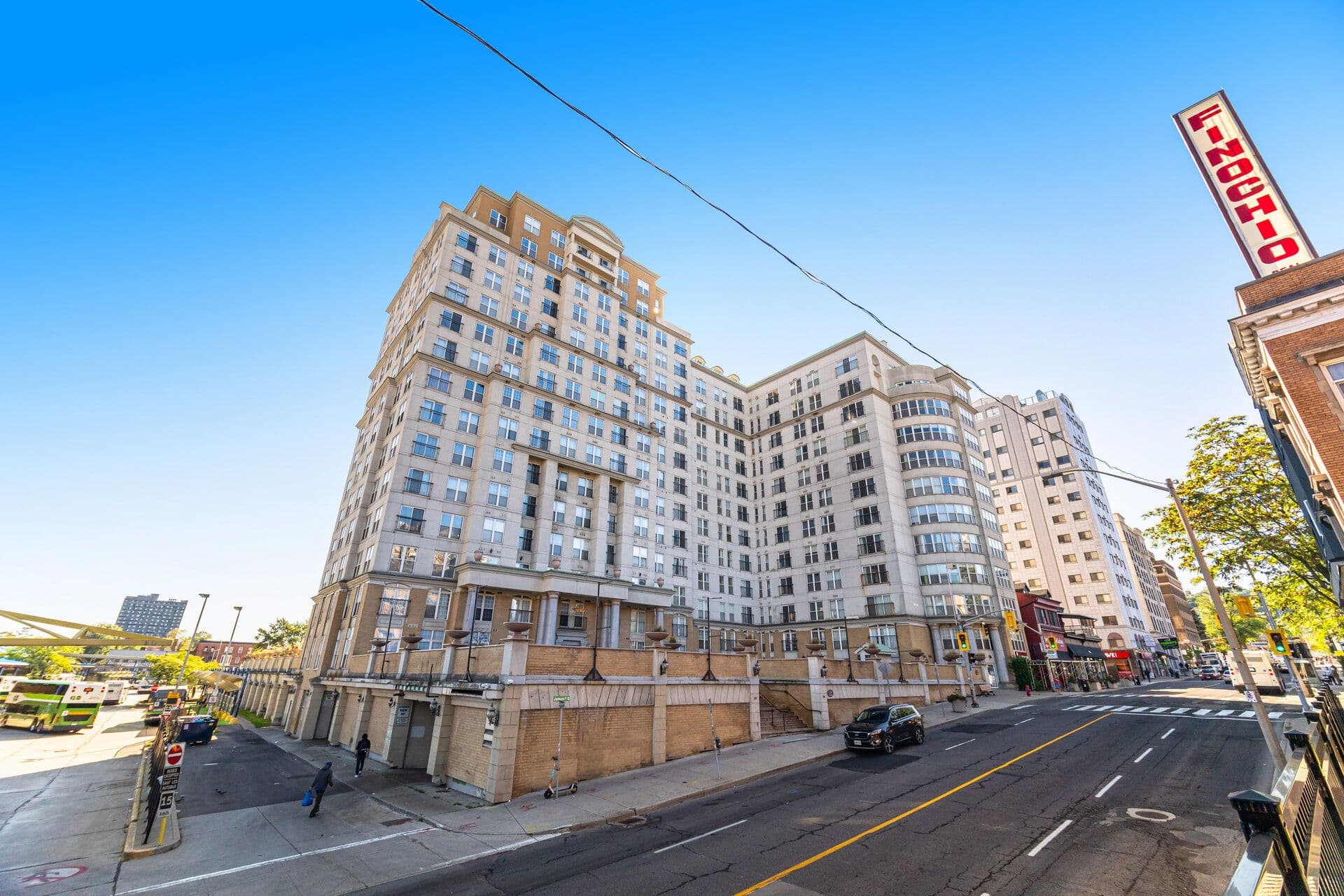 135 James Street S 1605, Hamilton, ON L8P 2Z6